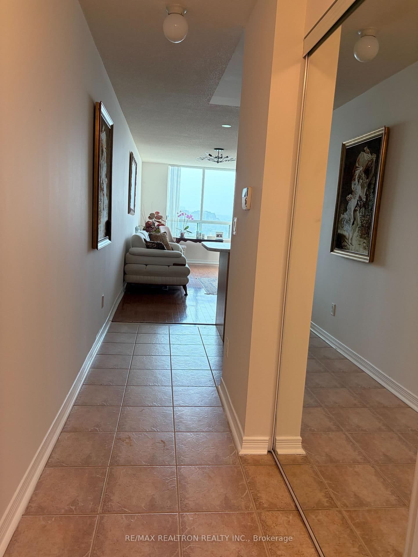 23 Oneida Crescent, Unit PH13 - Image 4