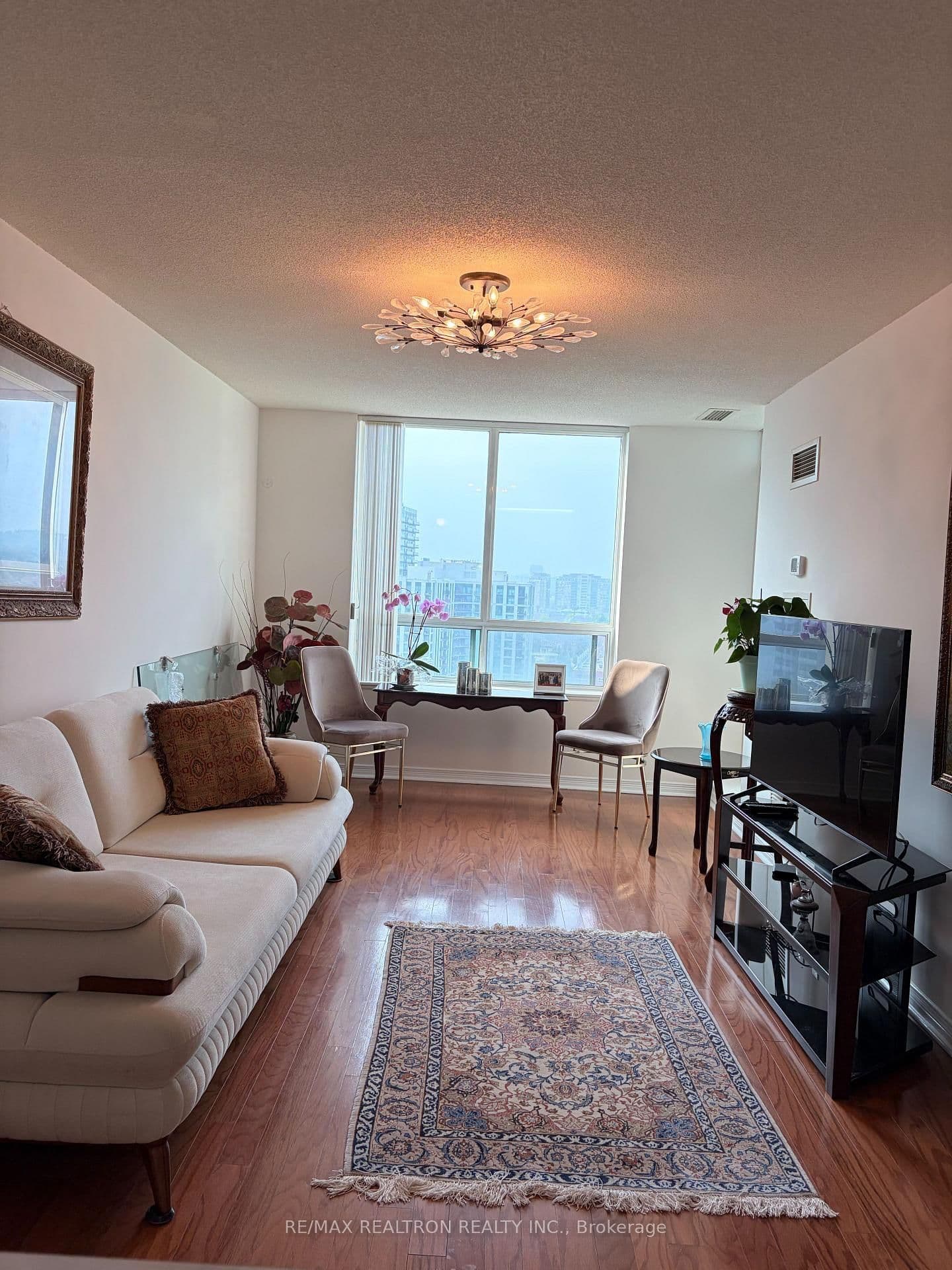 23 Oneida Crescent, Unit PH13 - Image 6