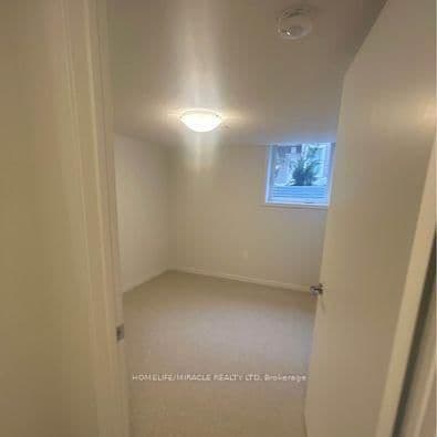 39 Honeycrisp Crescent, Unit 81 - Image 6