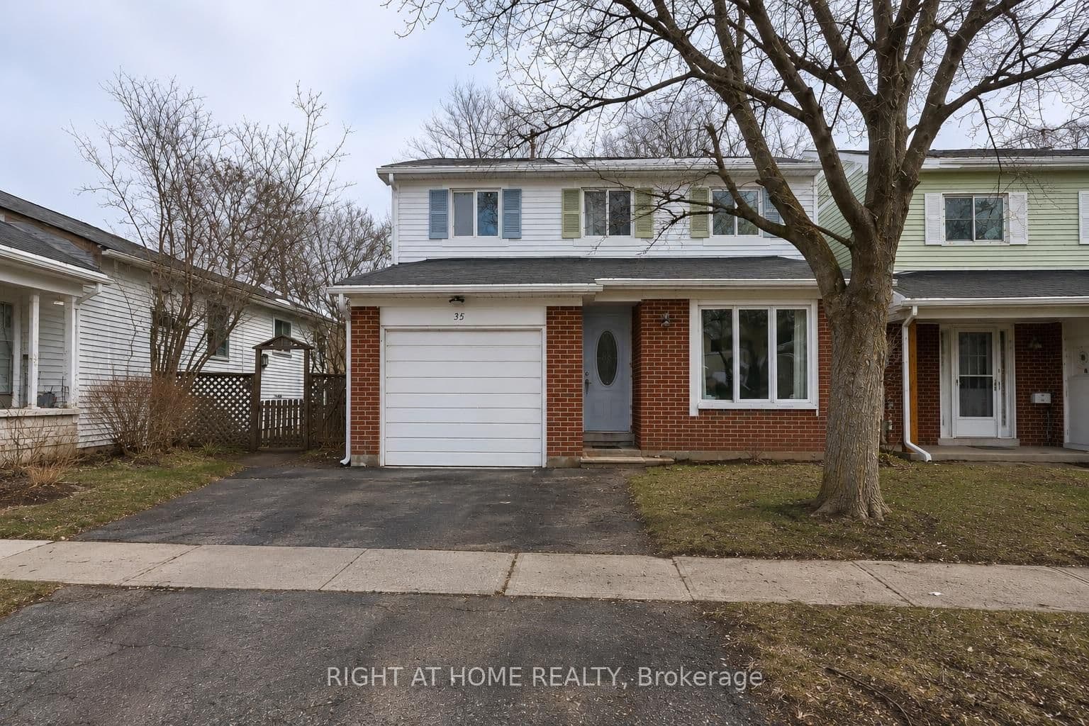 35 Snowshoe Crescent - Image 1