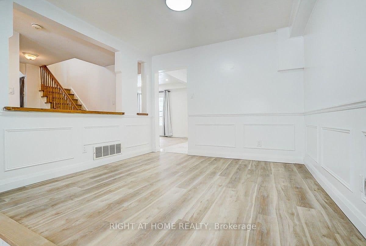 35 Snowshoe Crescent - Image 3