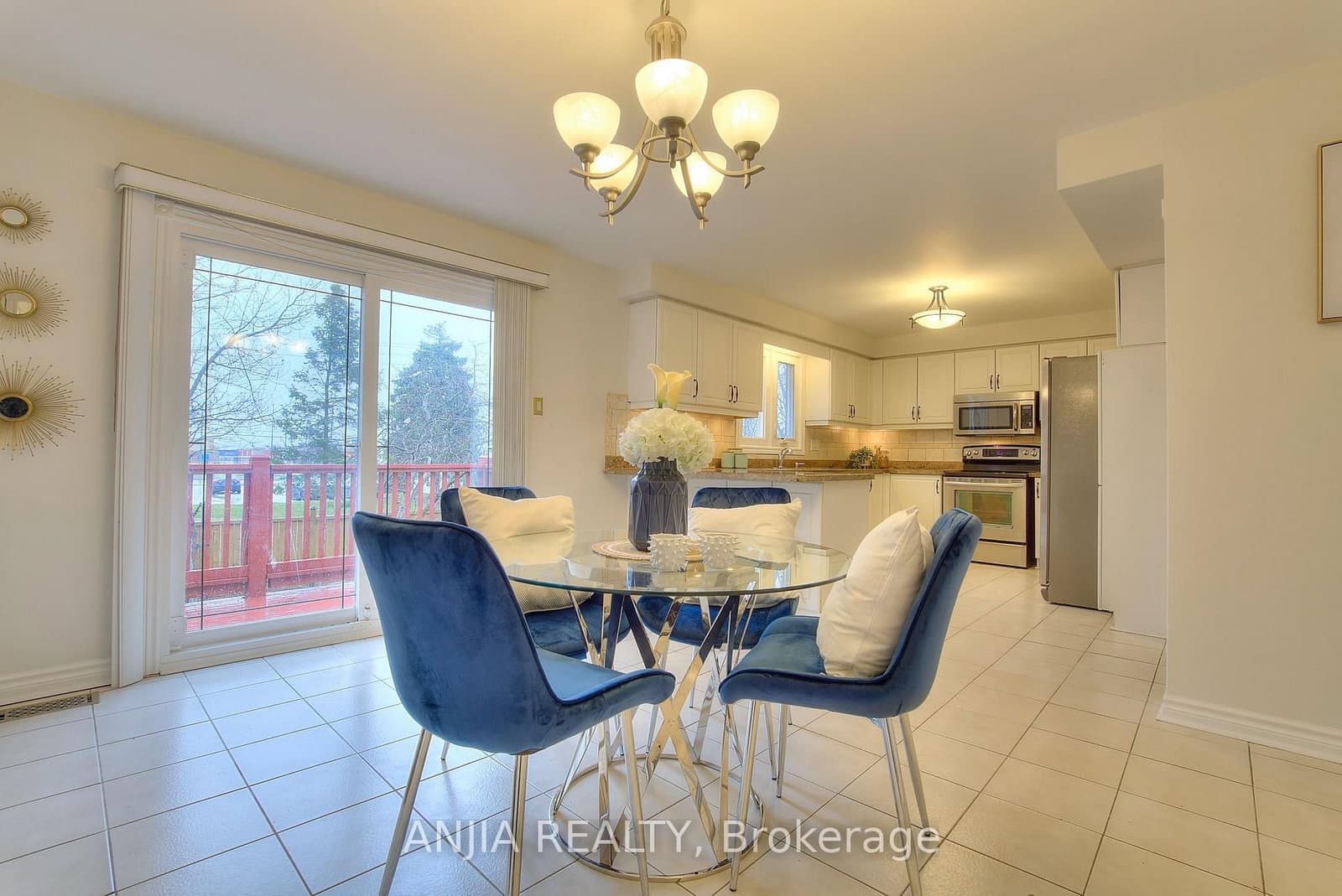 22 Chiltern Hill - Image 6