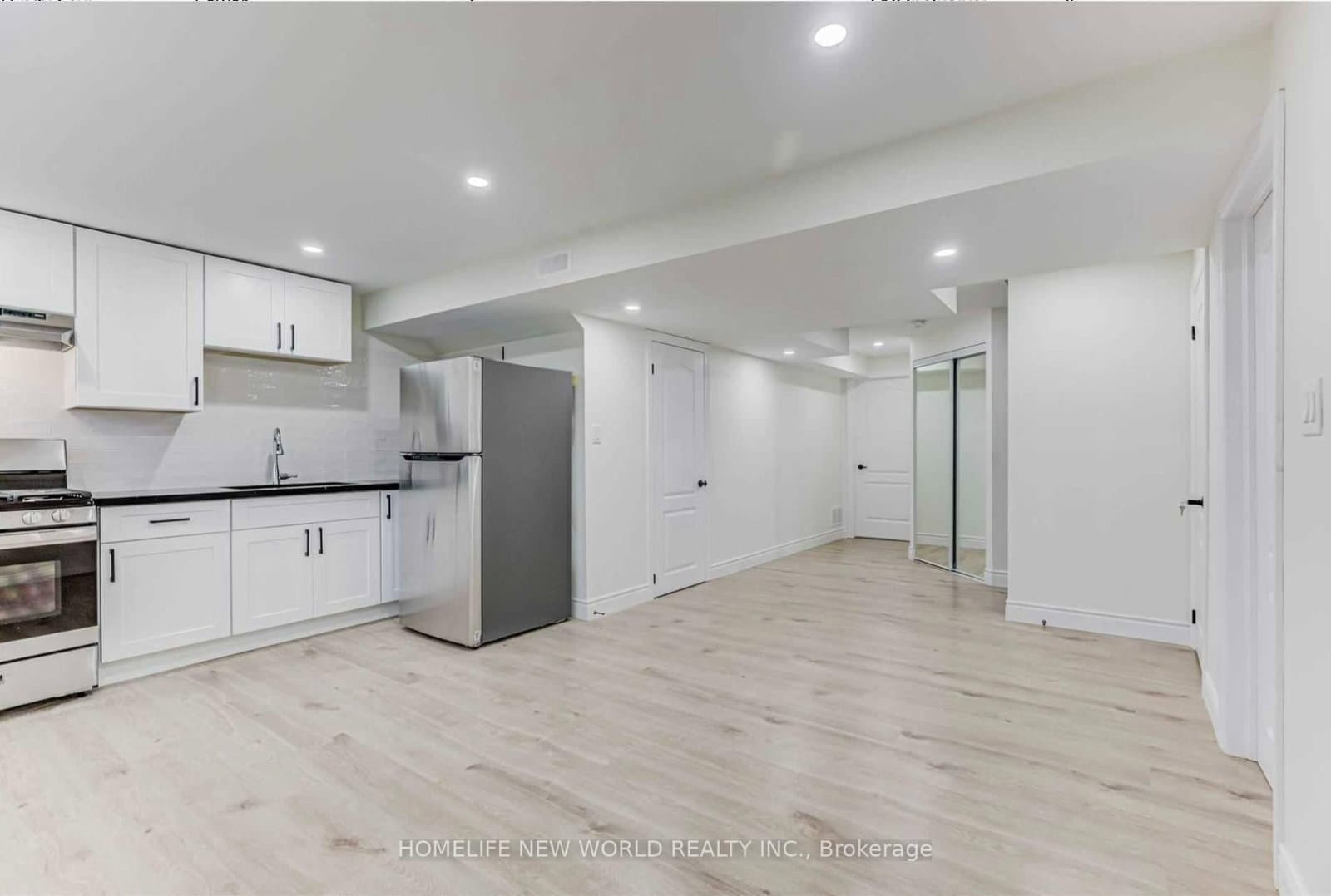 24 SEEDLING Crescent, Unit Basement - Image 4