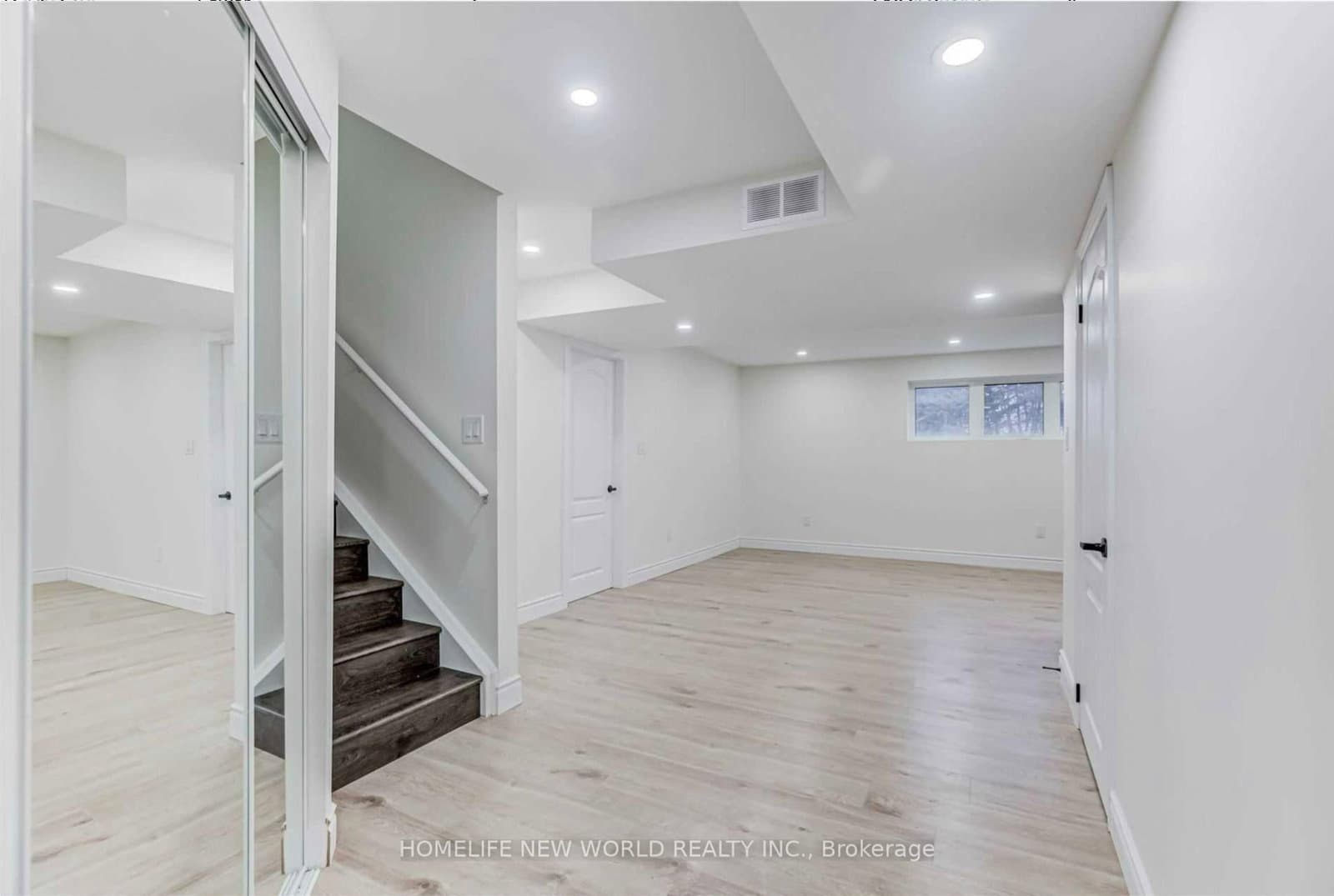 24 SEEDLING Crescent, Unit Basement - Image 5
