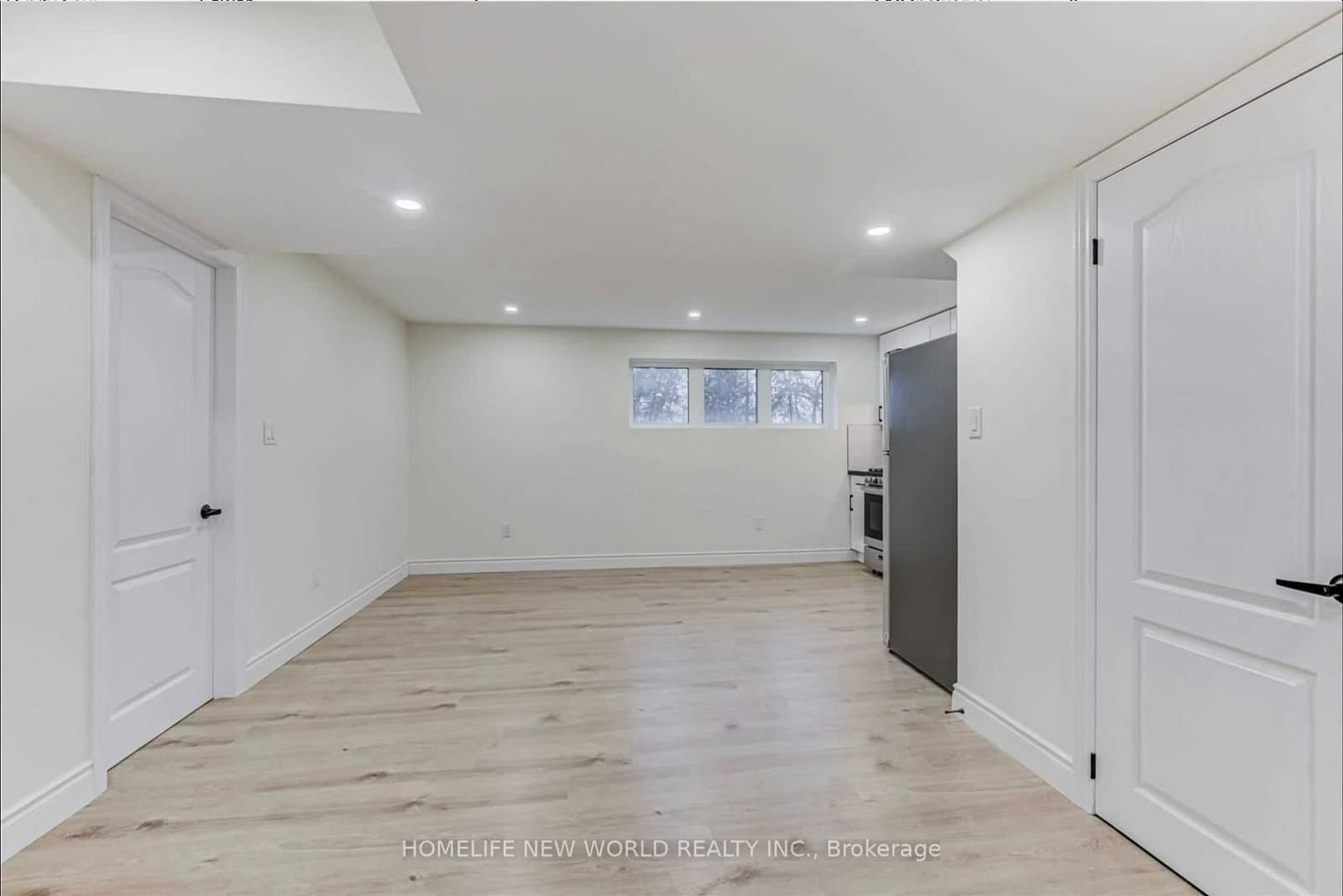 24 SEEDLING Crescent, Unit Basement - Image 6