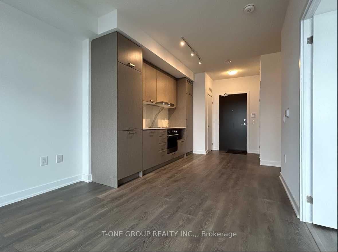 38 Honeycrisp Crescent, Unit 1512 - Image 4