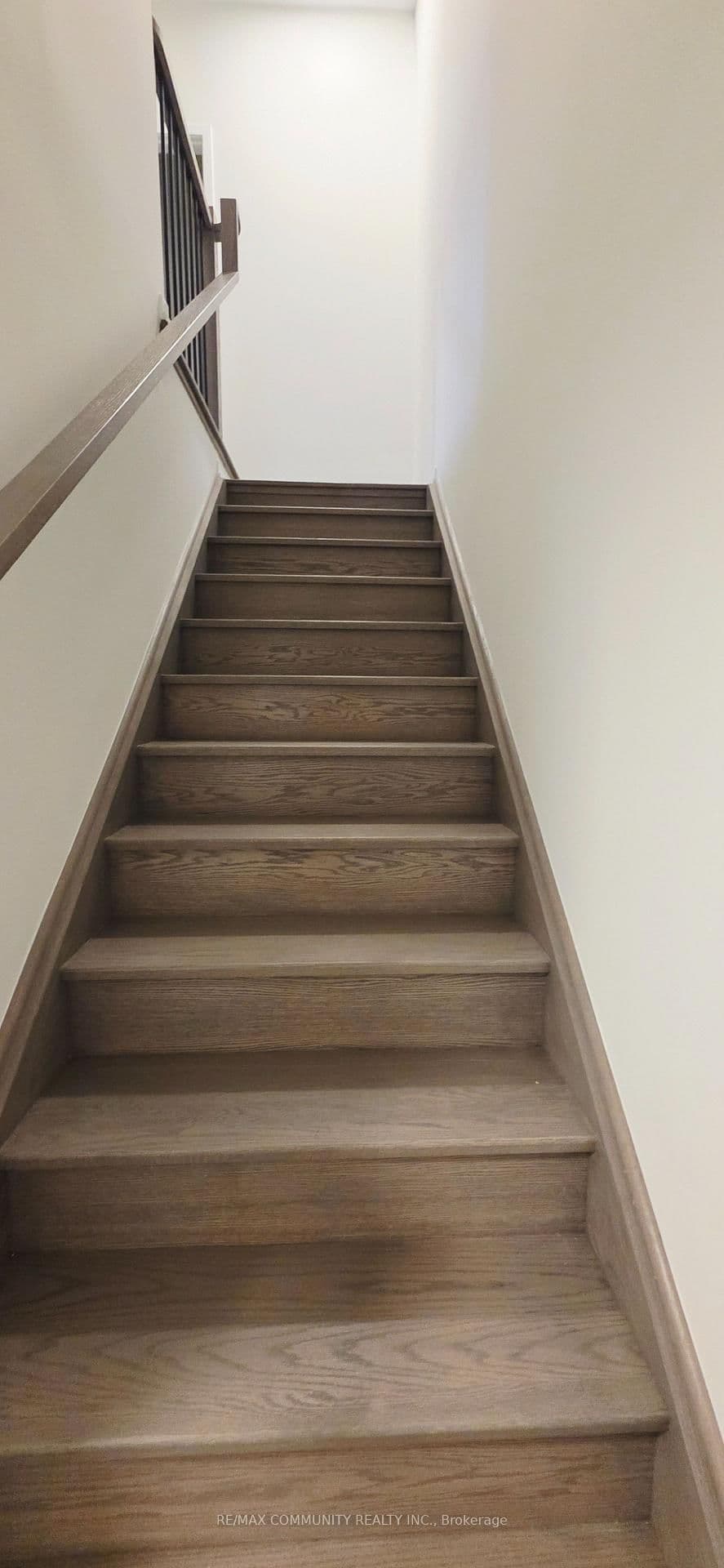 158 Matawin Lane, Unit 105 - Image 6