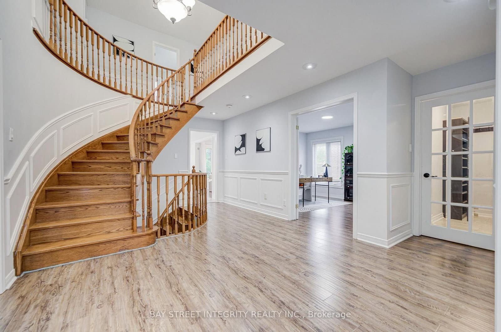753 College Manor Drive - Image 4