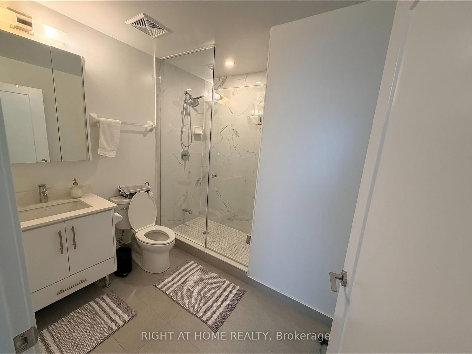 105 Oneida Crescent, Unit 1706 - Image 6