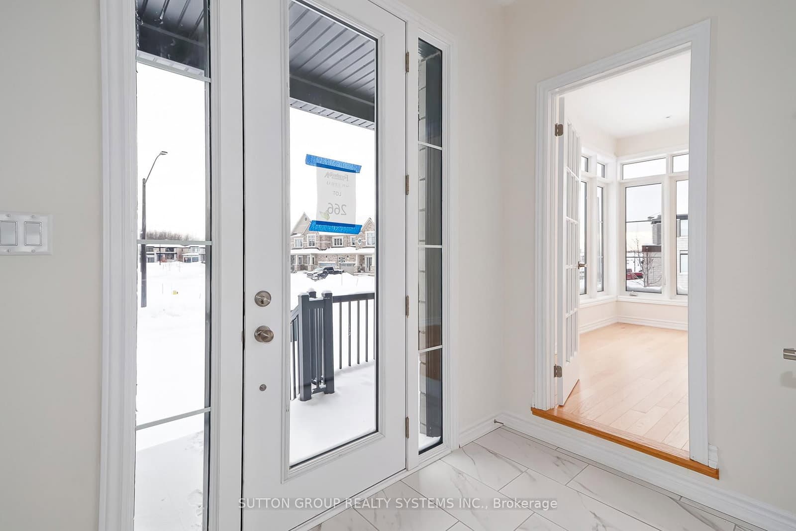 187 Rosanne Circle - Image 4