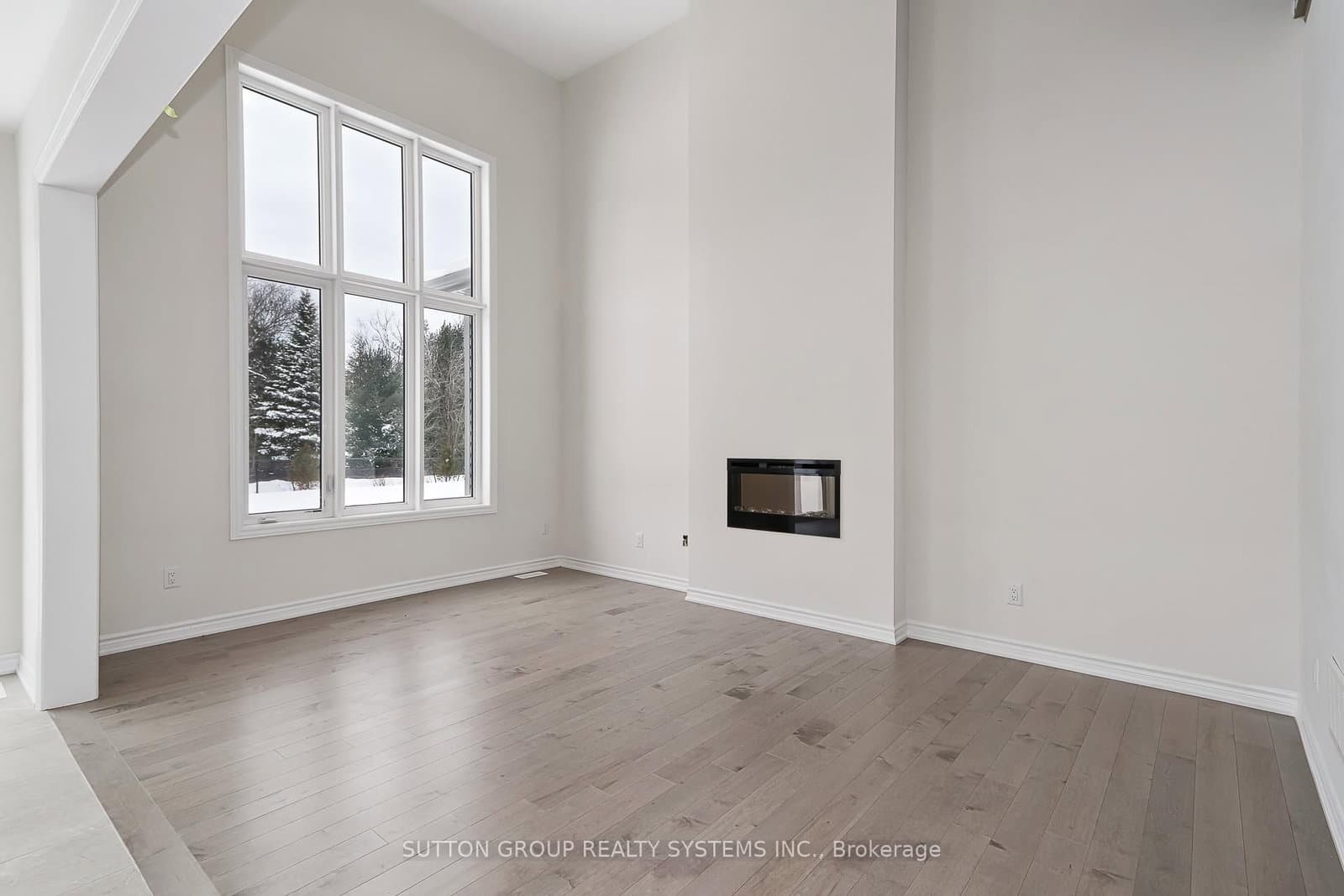 146 Roseanne Circle - Image 5