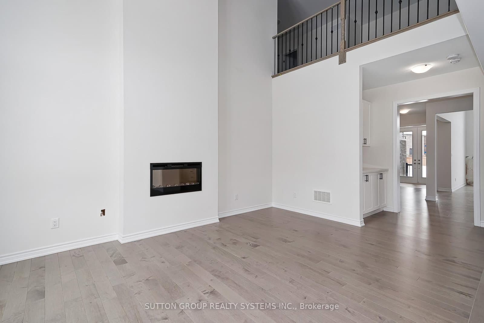 146 Roseanne Circle - Image 6