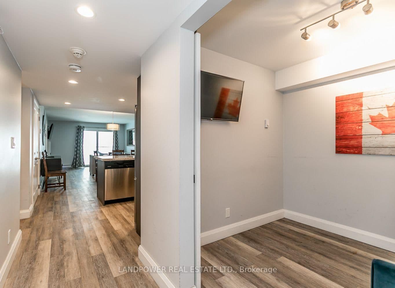 80 Horseshoe Boulevard, Unit 101 - Image 6