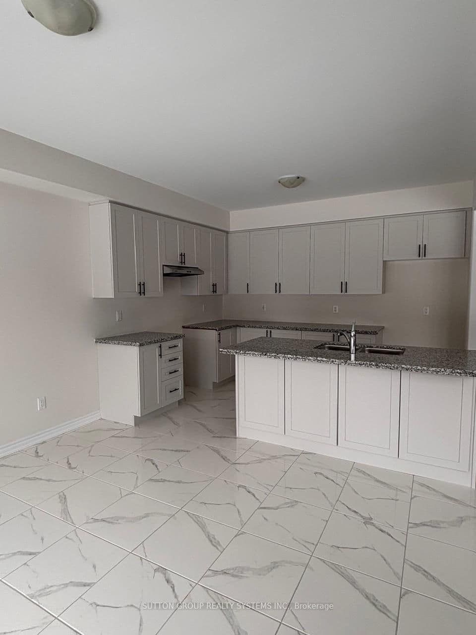 14 Federica Crescent - Image 4