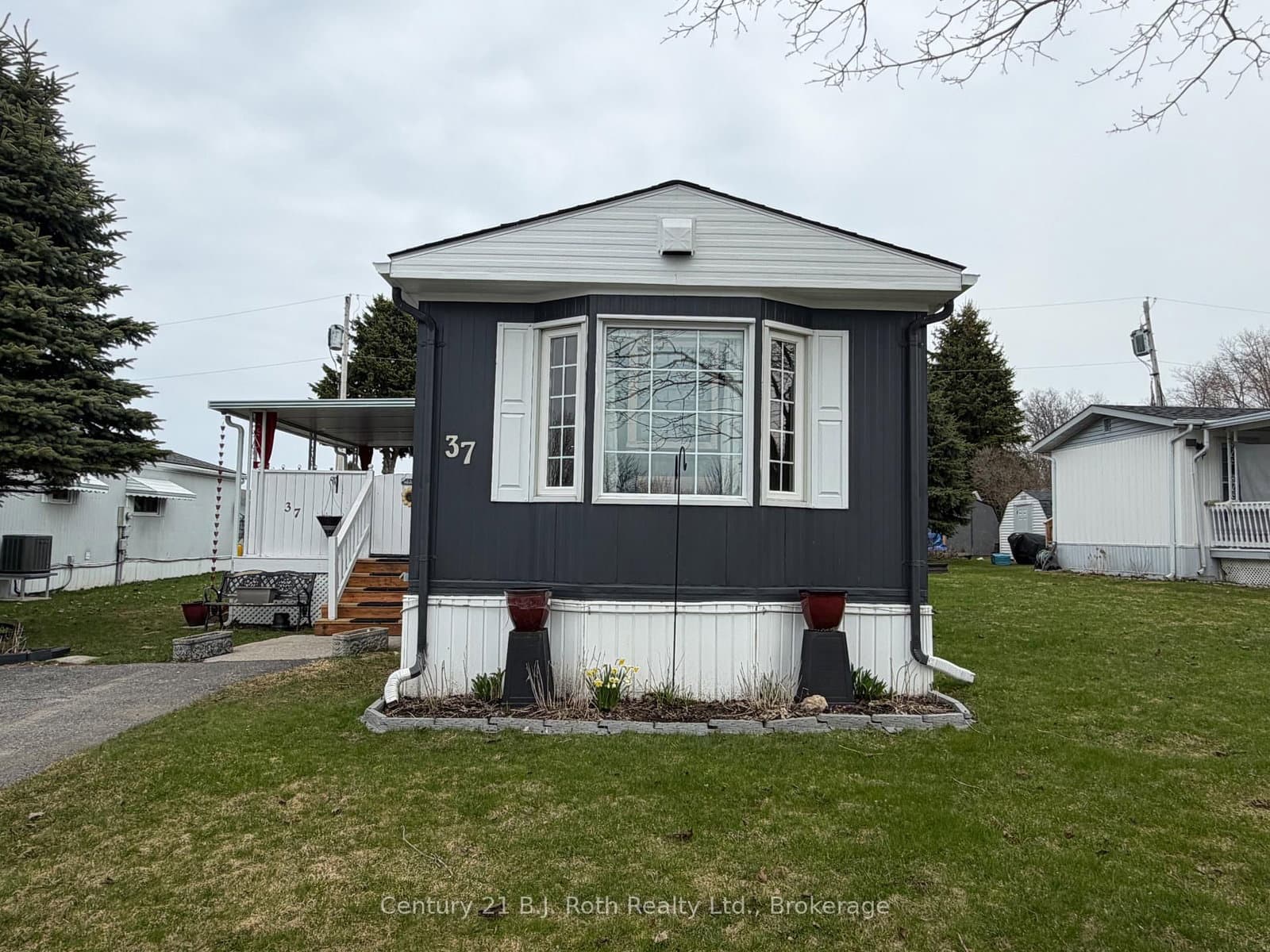 37 Berts Road - Image 1