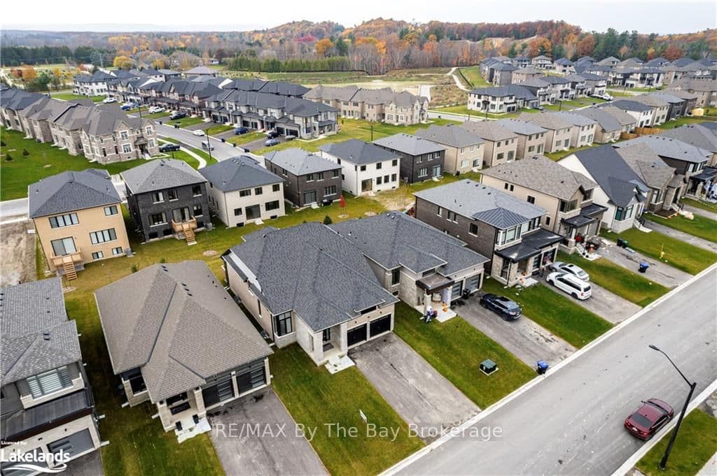5 Rosanne Circle - Image 2