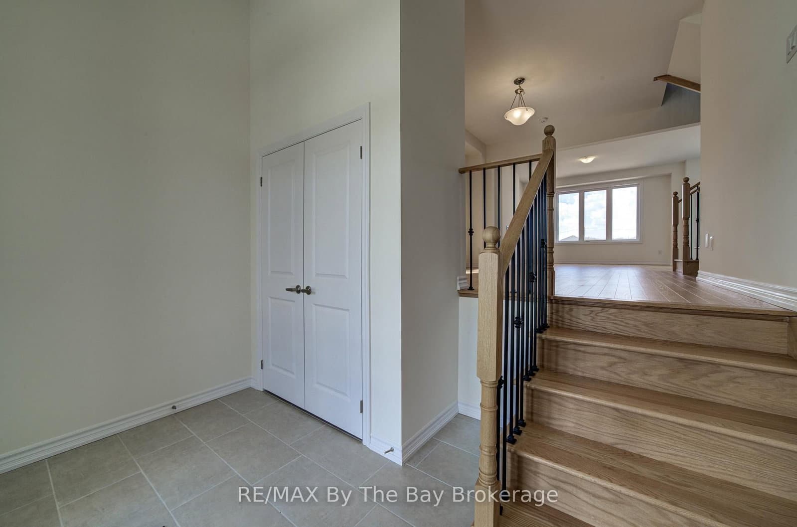 61 Rosanne Circle - Image 3
