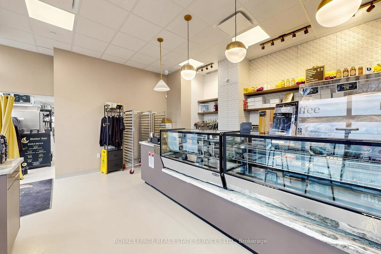 185 Dunlop Street E, Unit C3 - Image 3