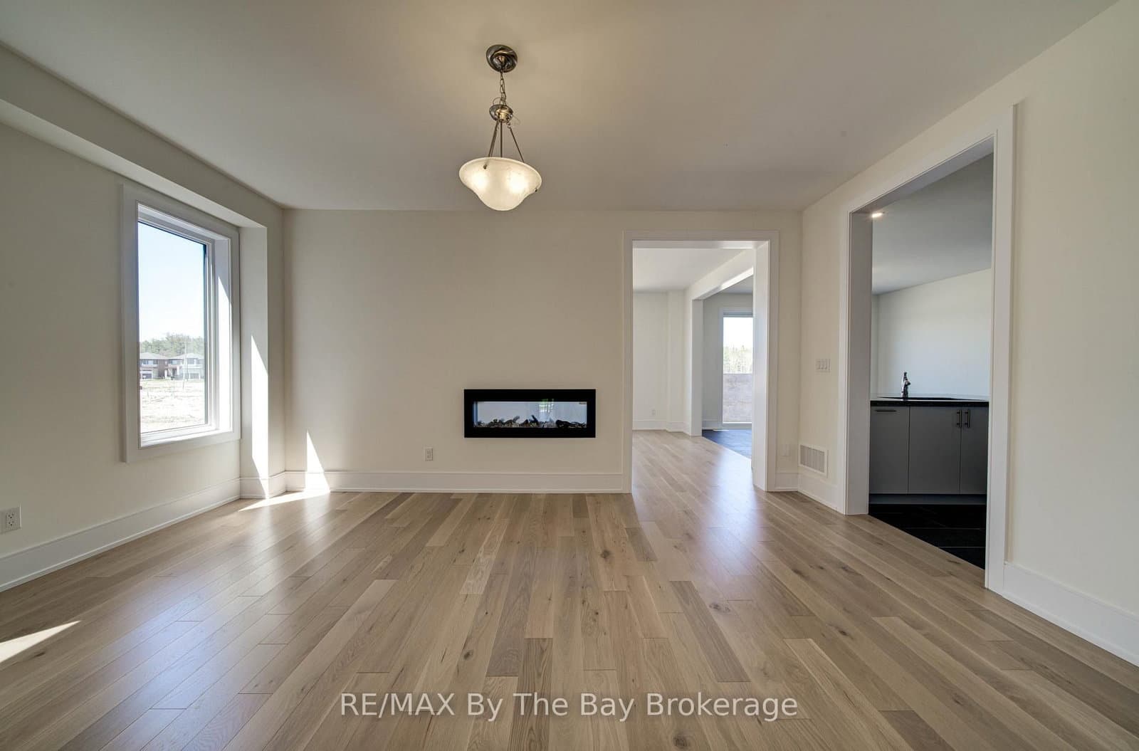 63 Rosanne Circle - Image 4
