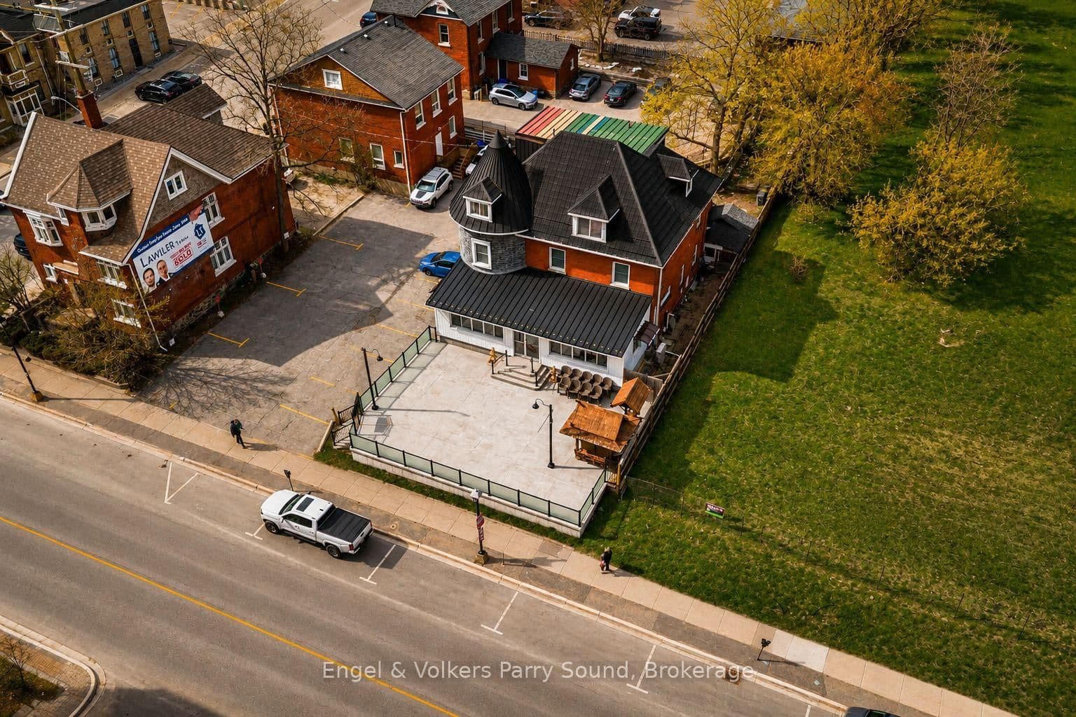 168 Dunlop Street E - Image 4