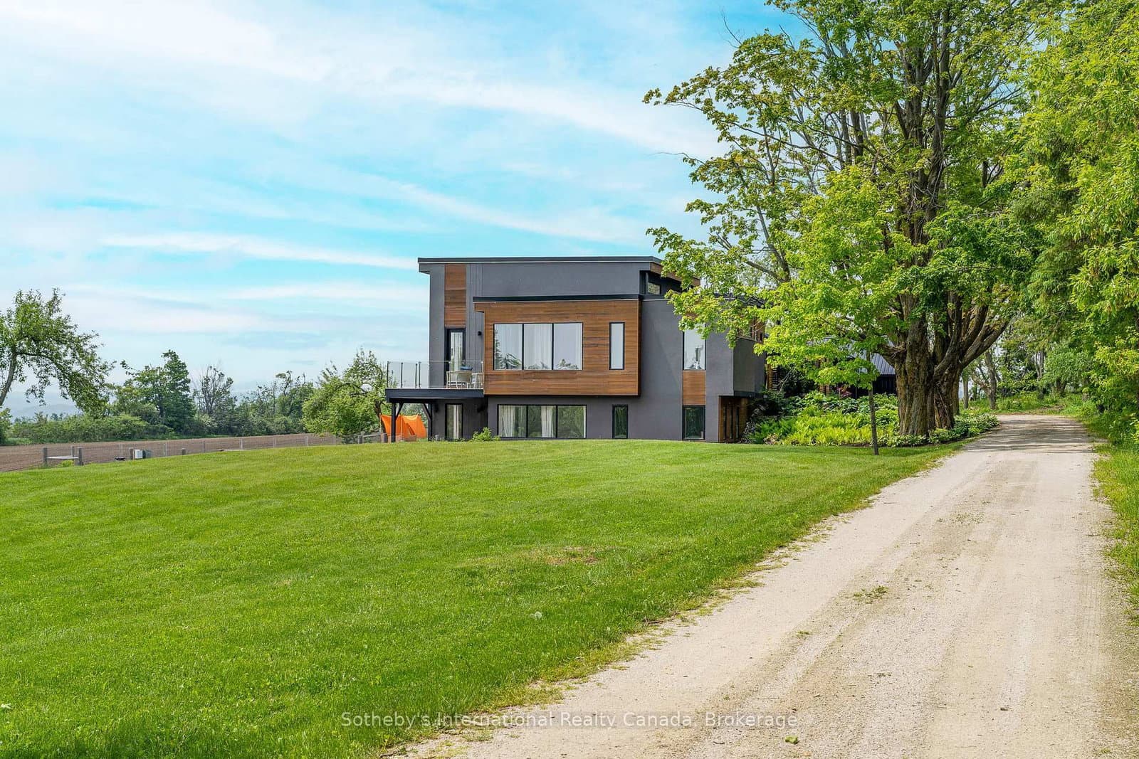 2566 5 Concession S - Image 3