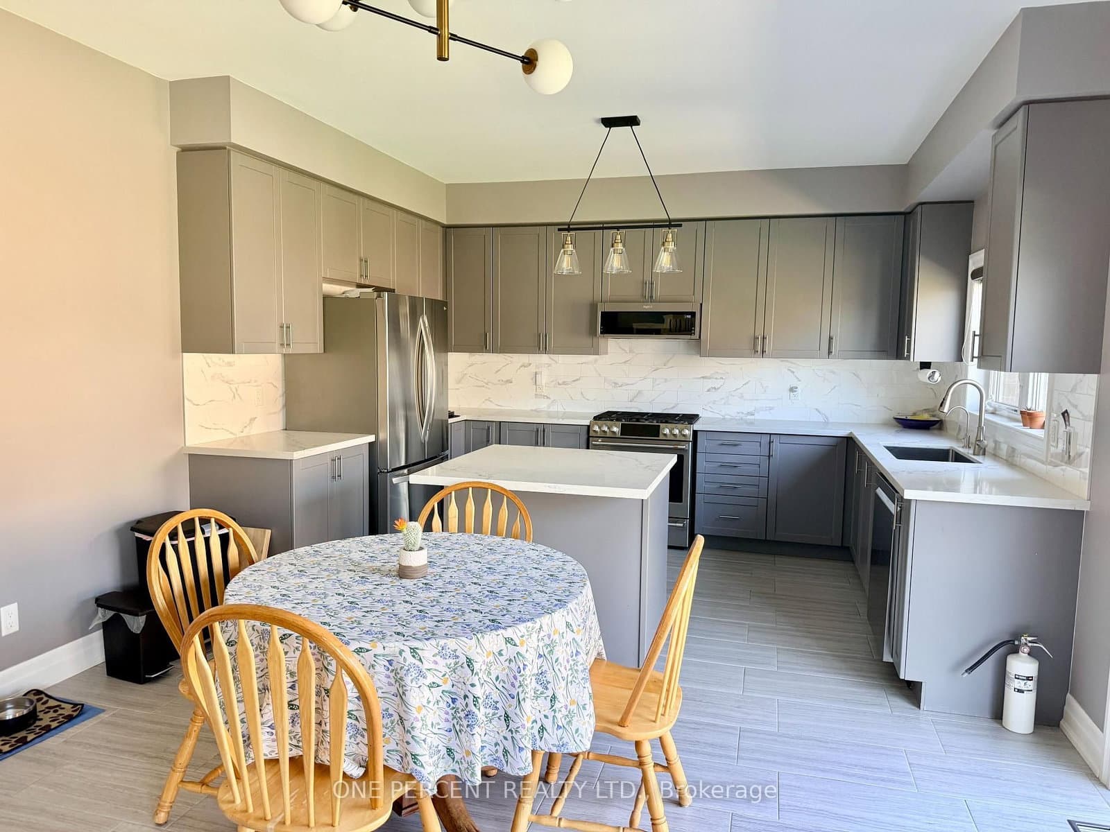 52 Bianca Crescent - Image 4