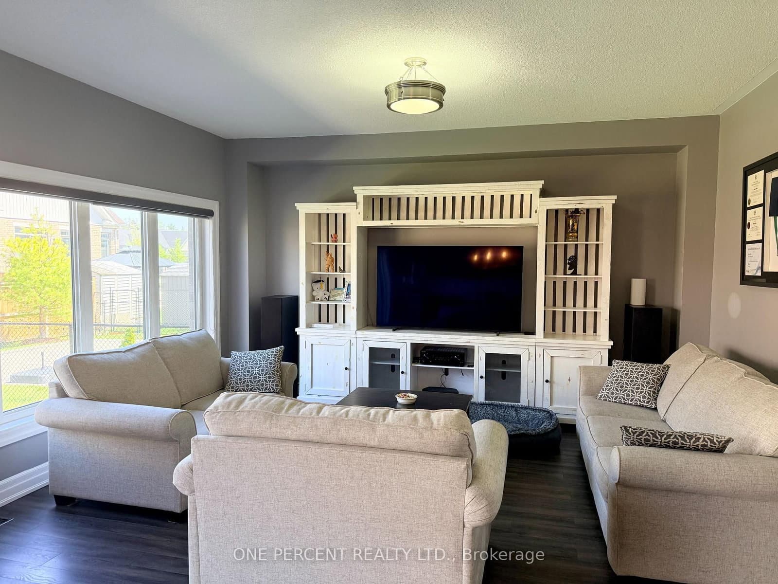 52 Bianca Crescent - Image 6