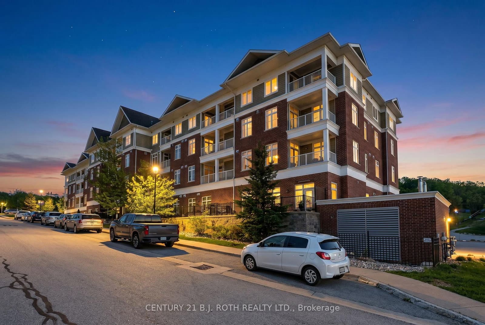 40 Horseshoe Boulevard, Unit 310 - Image 1