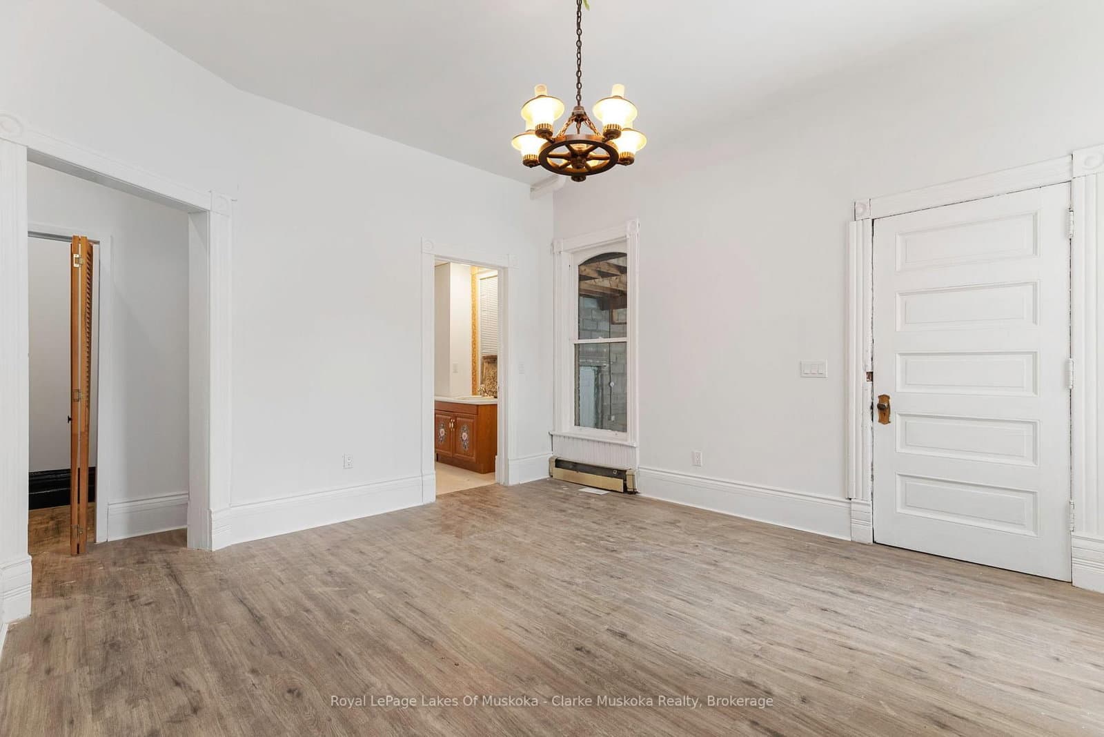 1 Sturgeon Bay Road - Image 5