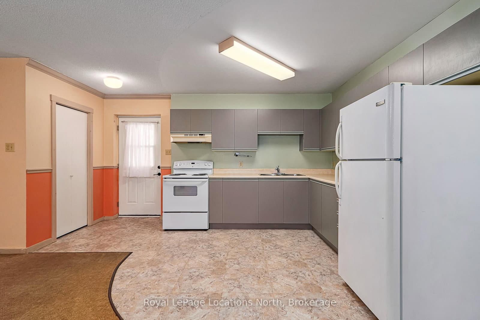 891 River Road W, Unit 1 - Image 4