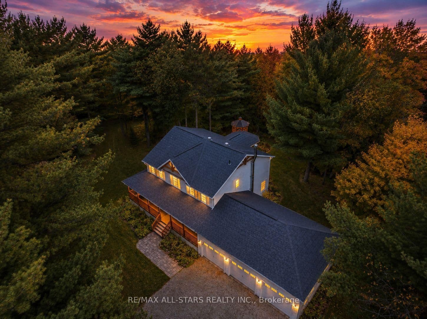 29 Robert Boulevard - Image 1