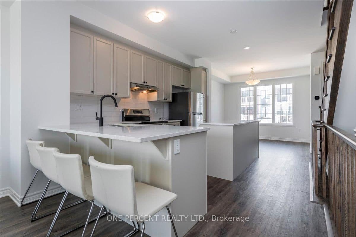 16 Pearen Lane - Image 2