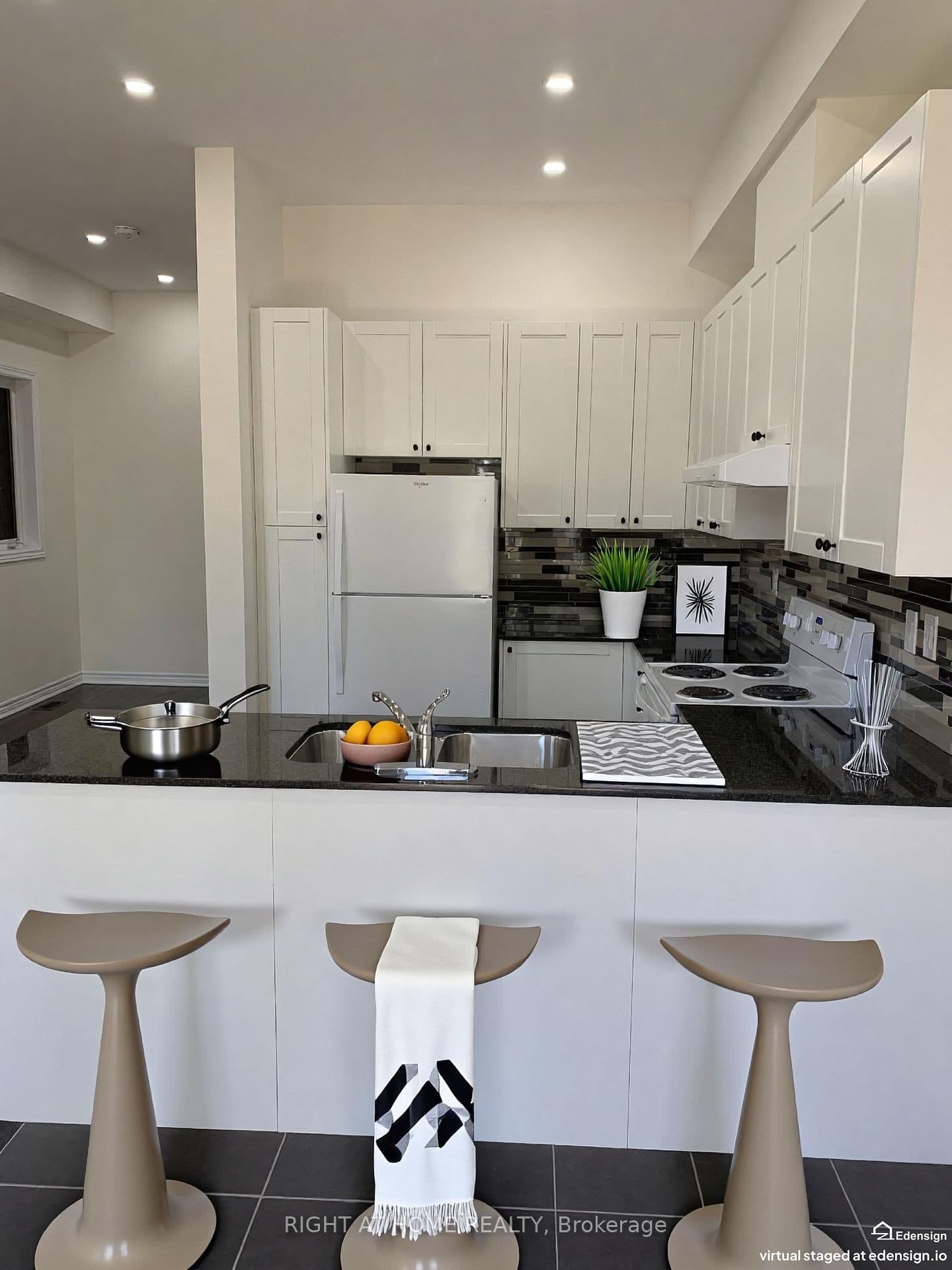 39 Farwell Avenue - Image 3