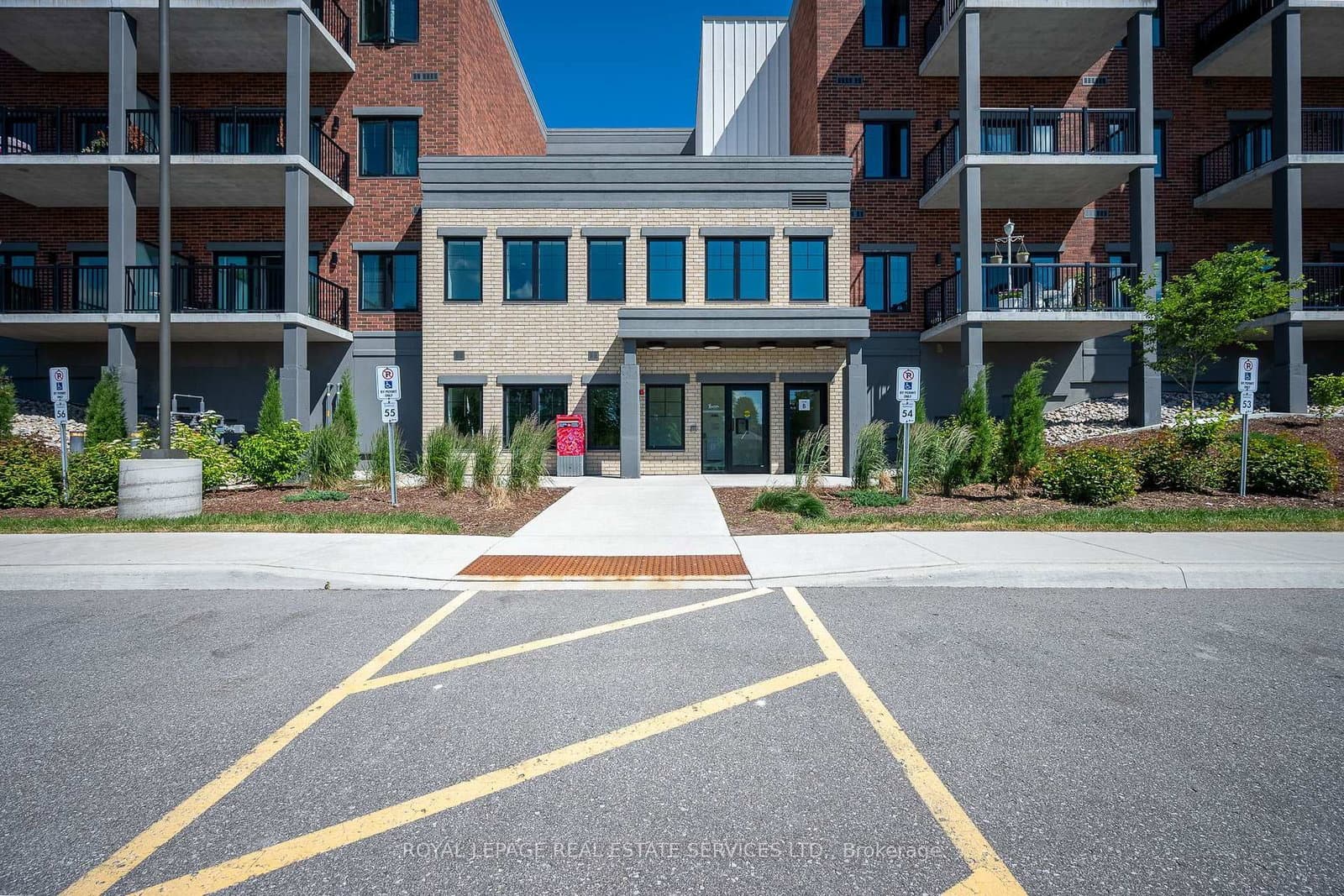 #314 - 121 Mary Street