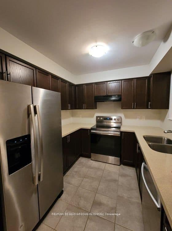21 Franks Way - Image 3