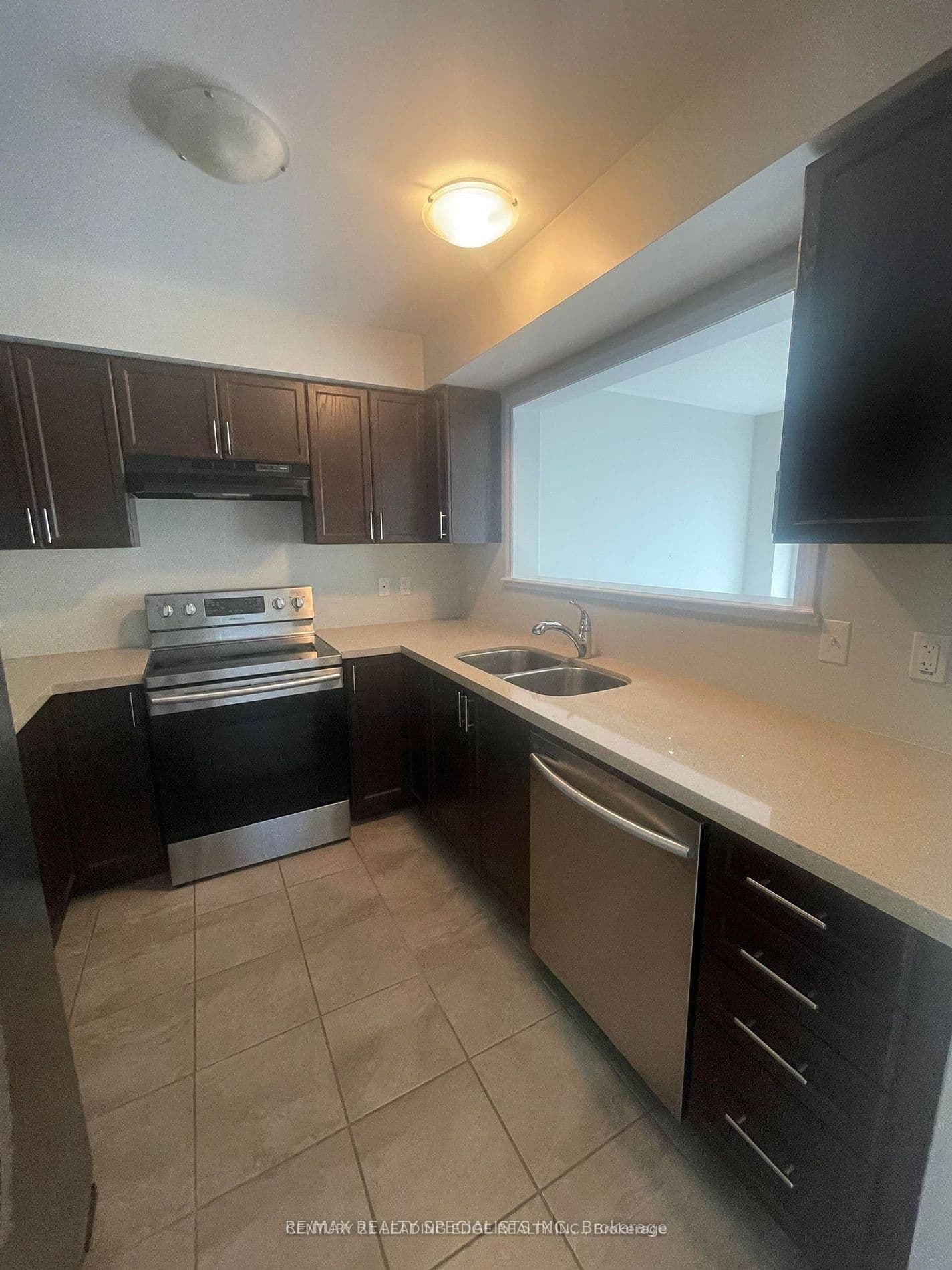 21 Franks Way - Image 4