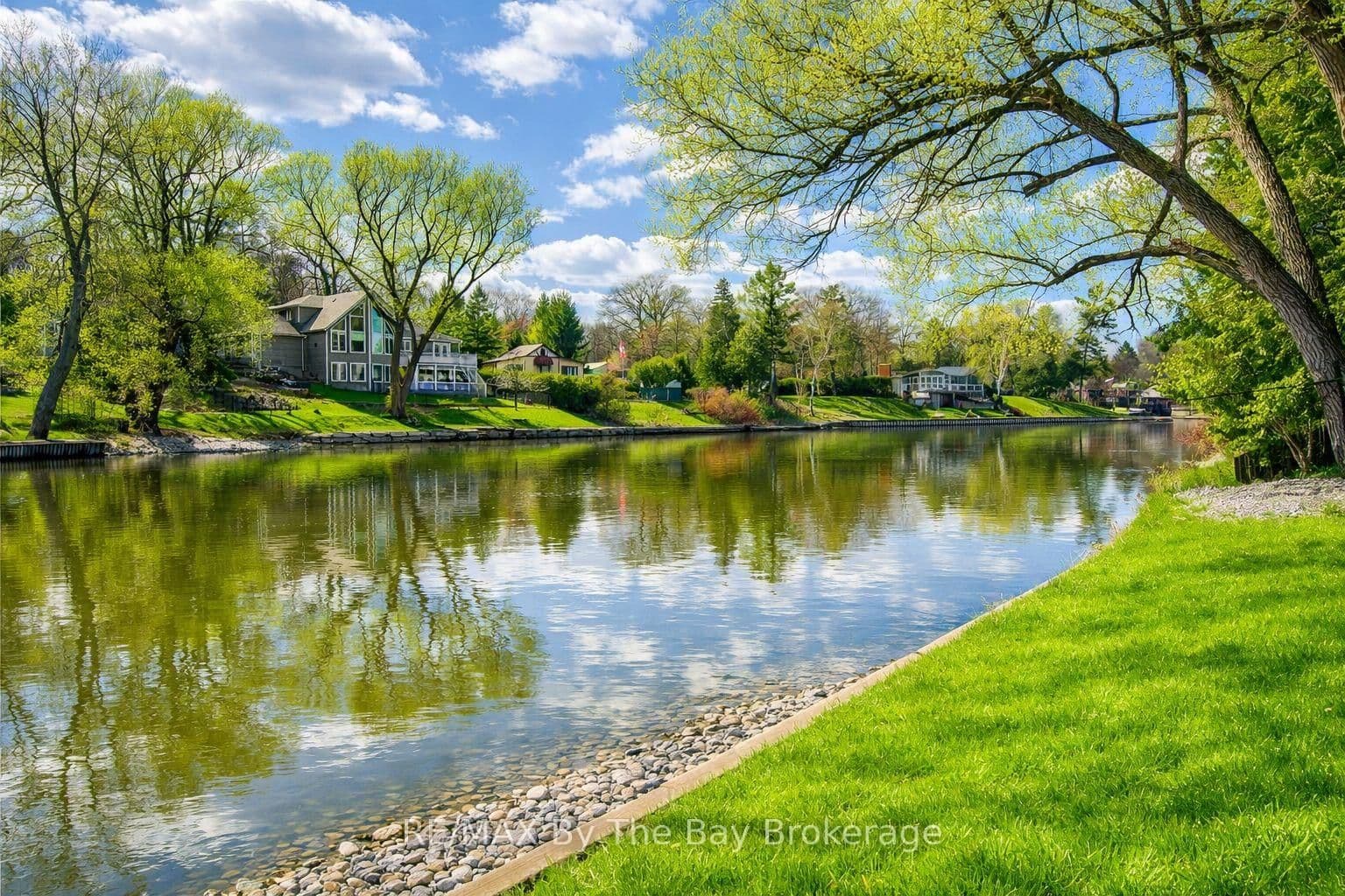 646 Oxbow Park Drive - Image 6