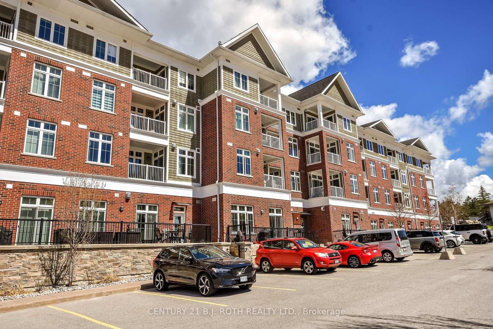 40 Horseshoe Boulevard, Unit 107 - Image 2