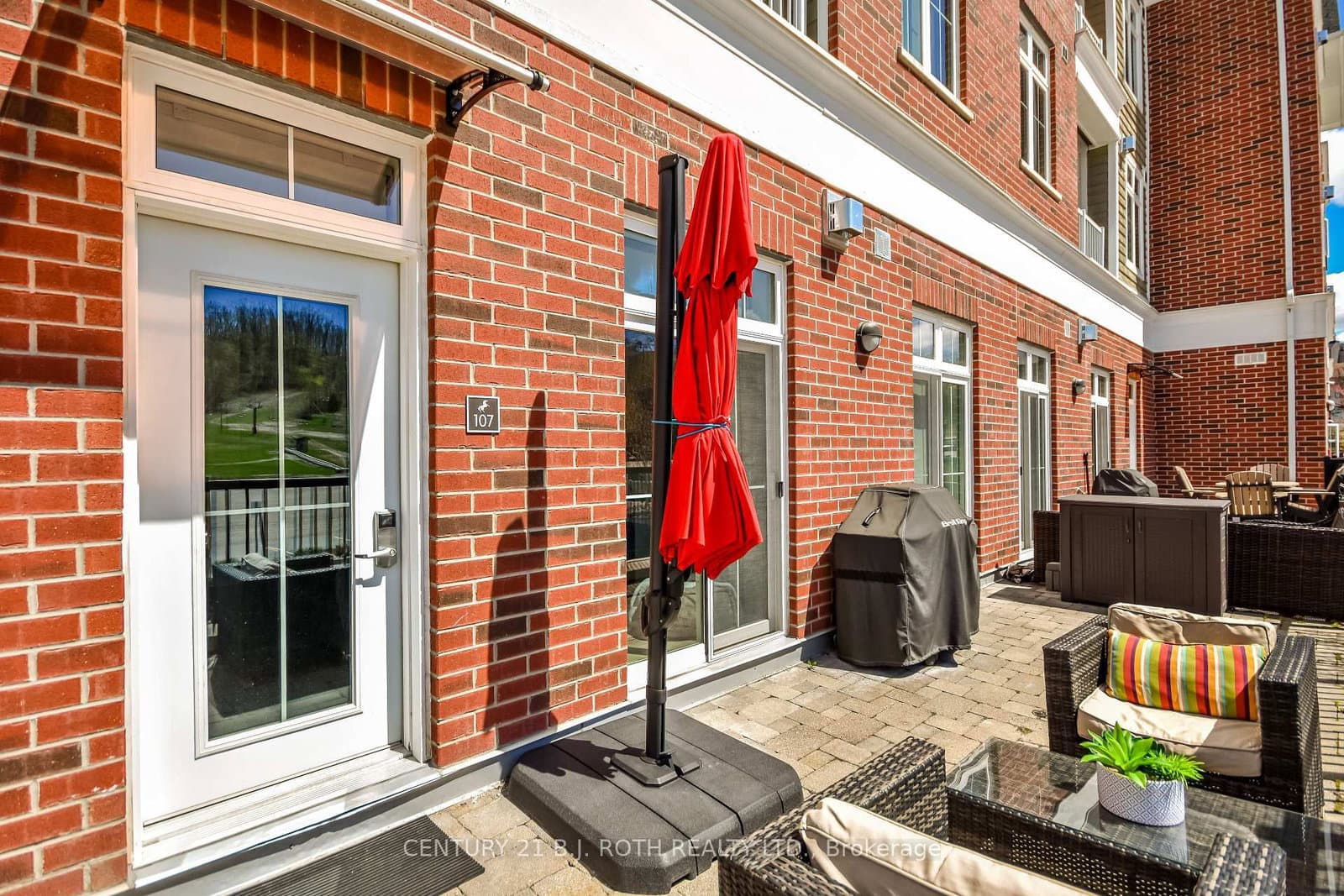 40 Horseshoe Boulevard, Unit 107 - Image 4