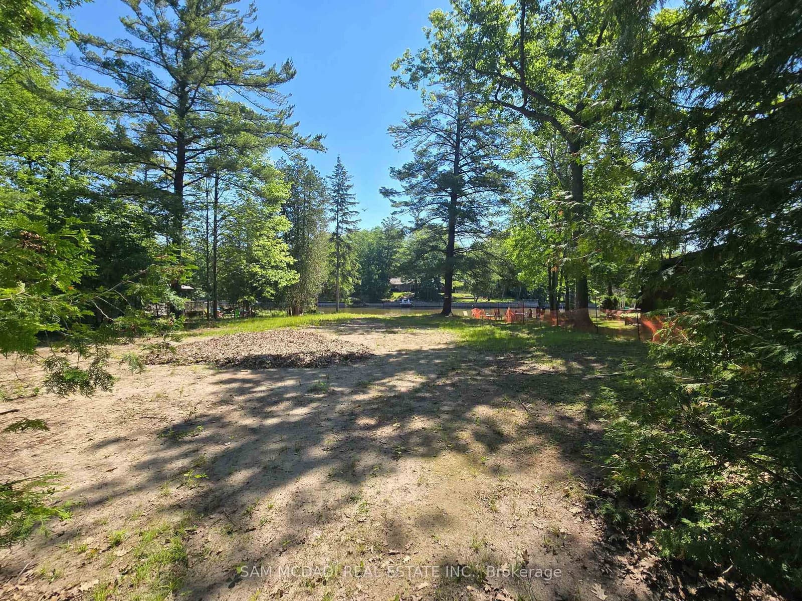 490 Oxbow Park Drive - Image 2
