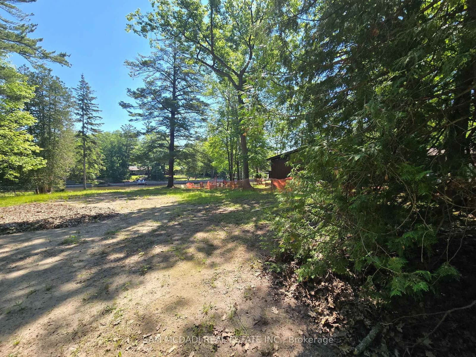 490 Oxbow Park Drive - Image 3