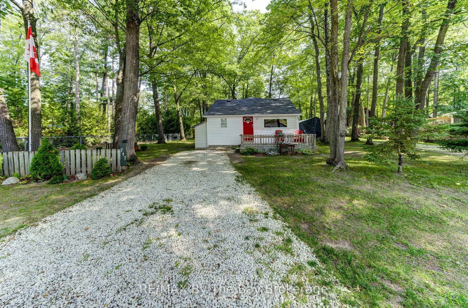 717 Oxbow Park Drive - Image 2