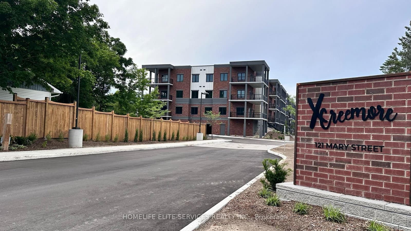 121 Mary Street, Unit 306 - Image 2