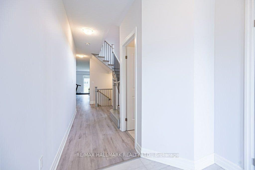 32 NICORT Road - Image 4