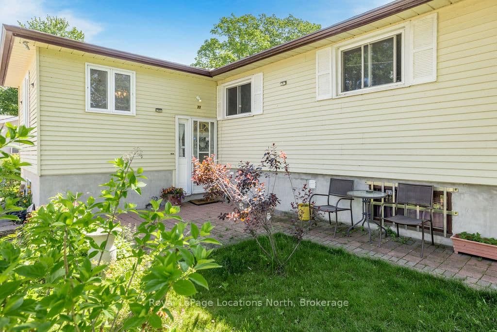77 Laidlaw Street - Image 3
