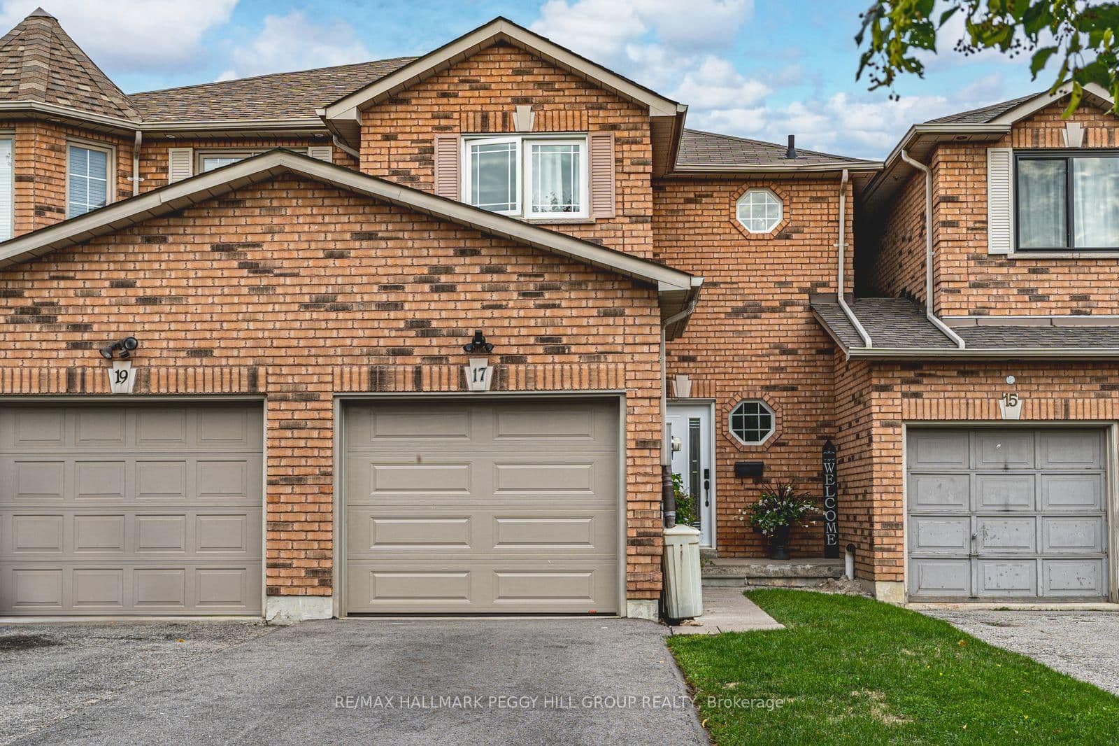 17 Bruce Crescent - Image 1