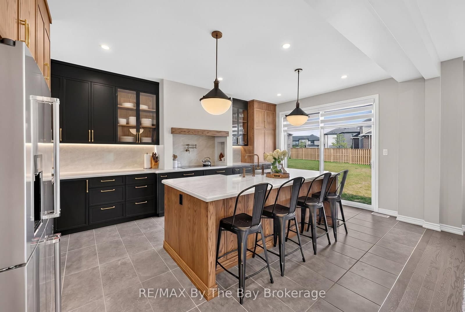 171 Rosanne Circle - Image 4