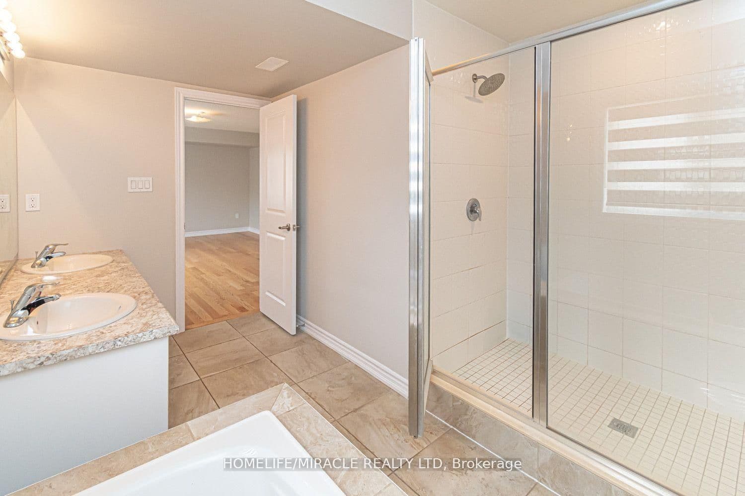 35 Bannister Road - Image 6