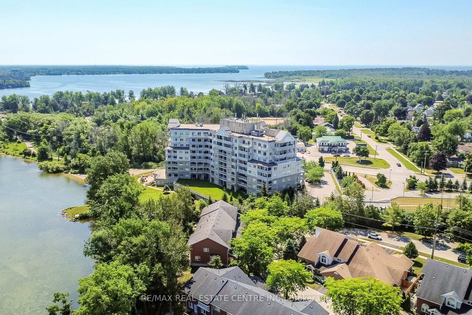 354 Atherley Road, Unit 213 - Image 3