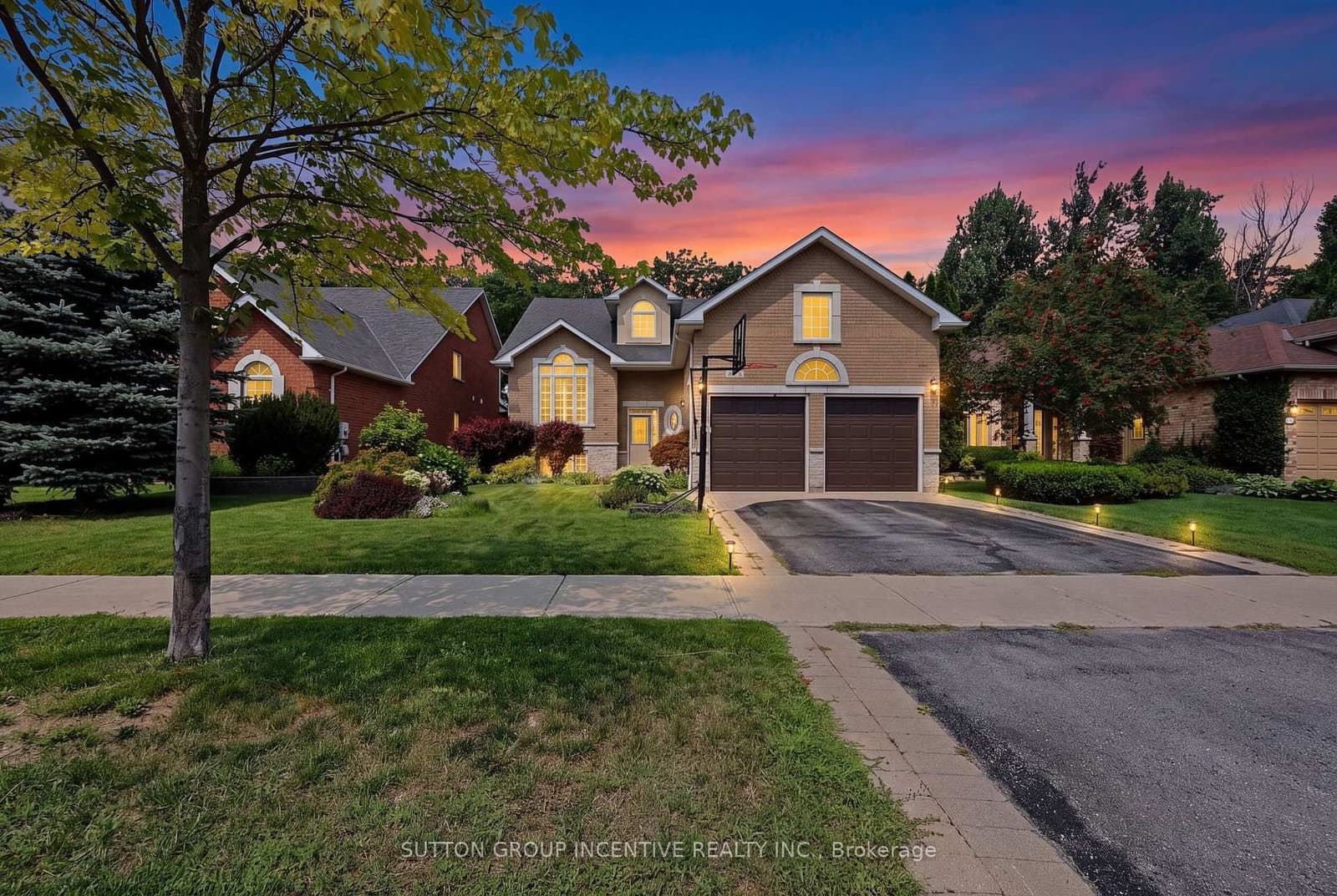 102 CUMMING Drive - Image 1